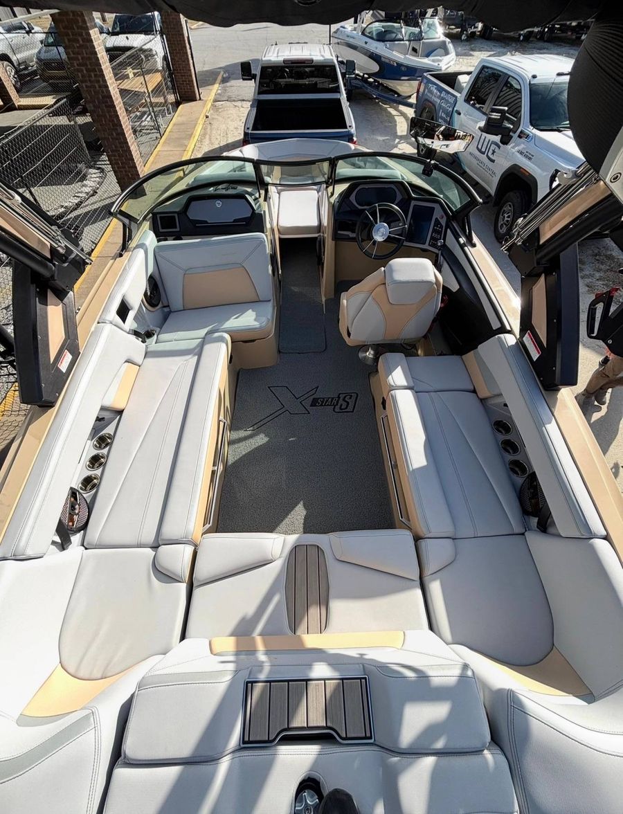 2023 MasterCraft X Star S, photo 6 of 11
